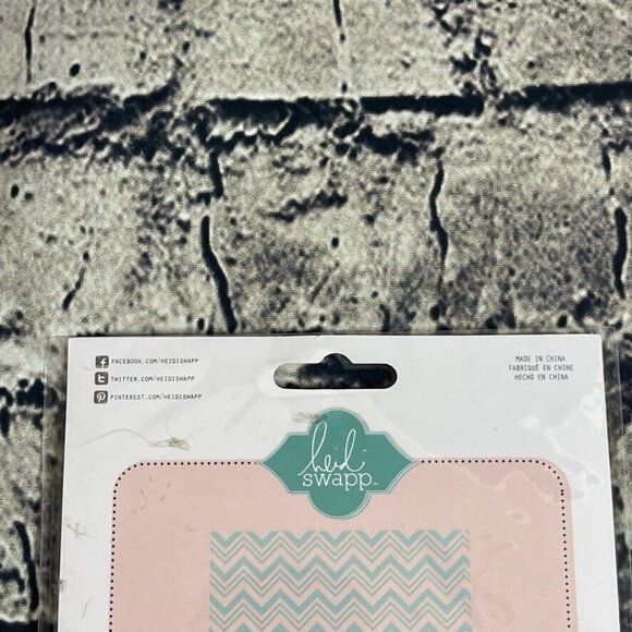 Heidi Swapp BLOCK Stamp Black And Clear - Picture 6 of 8